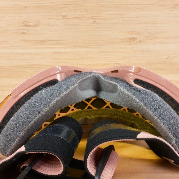 Smith Squad Goggles Rose Frame Yellow Lens / Anti-Fog Snow Ski Snowboard Goggles - Picture 5 of 7